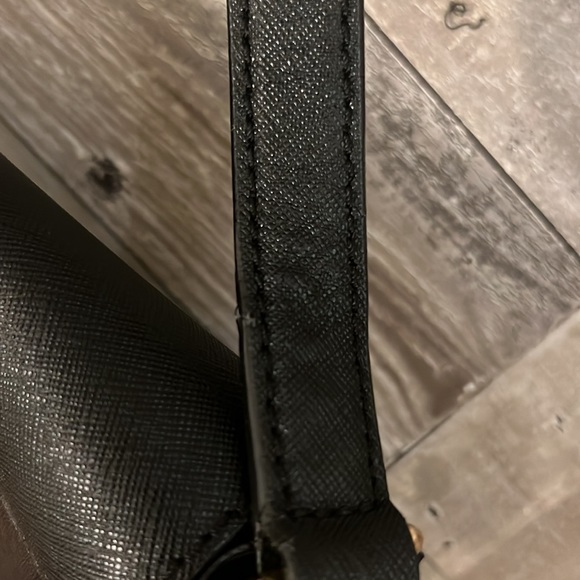 Michael Kors Crossbody - Picture 13 of 15